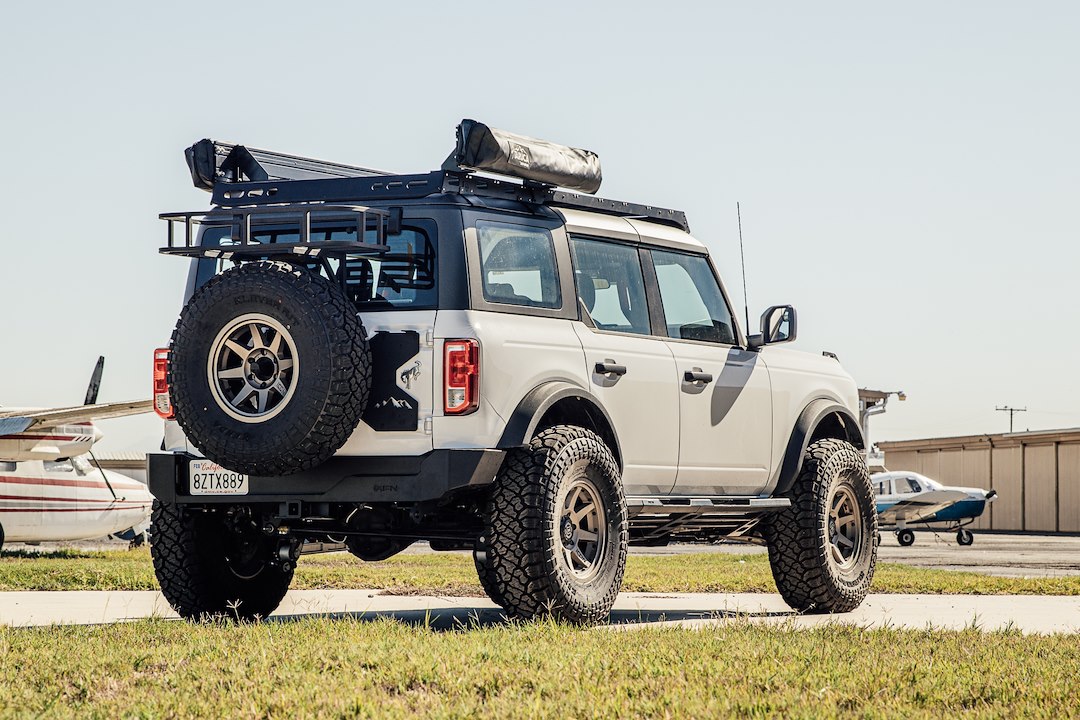 Support de renforcement pour porte-roue de secours - Advanced Accessory Concepts - 49001620